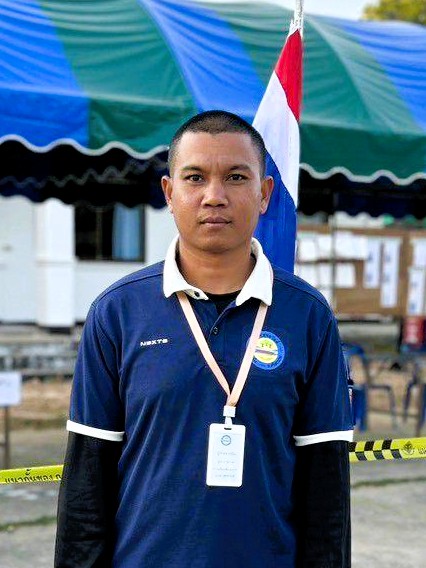 นายวีรเทพ ภาษี